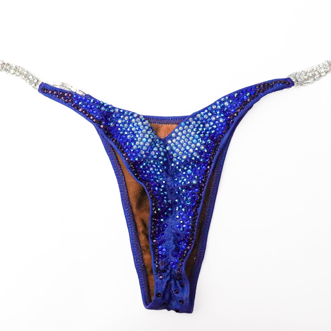 QS ST: Janet's O Nova. Medium Molded/Pro.