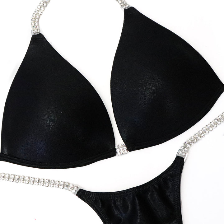 QS ST: The Simple Suit. Wet Black. Medium Molded/Pro.