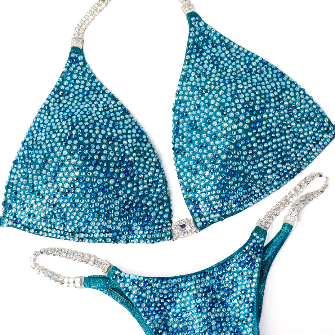 QS ST: Lucia's Teal Radiance. Large Molded/Pro.