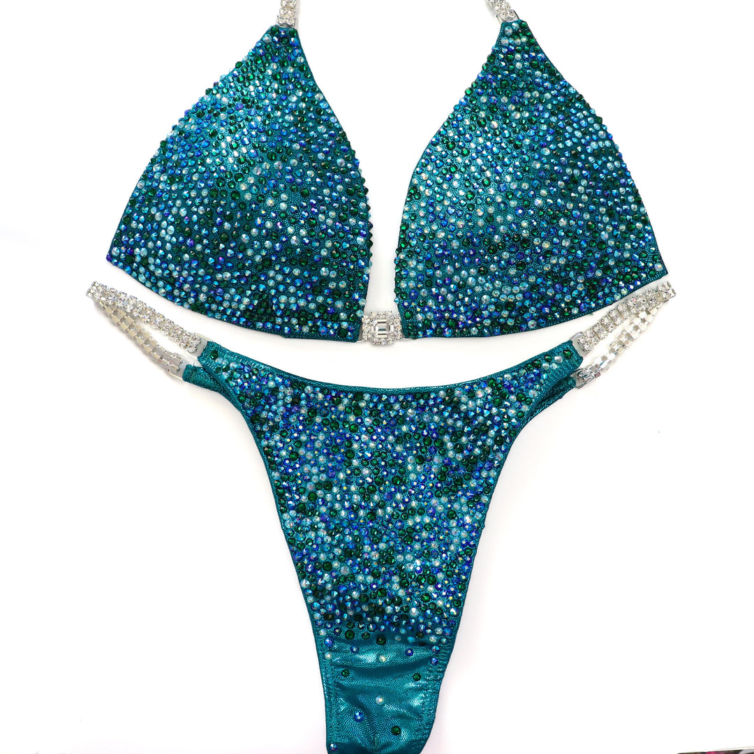 QS ST: Triumphant Teal Radiance. Medium Molded/Pro with Modest Rise.
