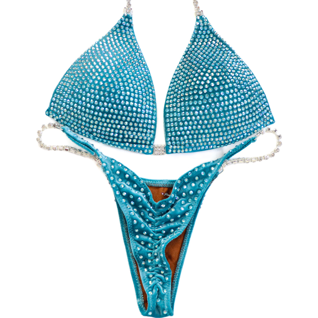 QS ST: Velvet Turquoise Diamond Empress. Medium Molded/Pro.