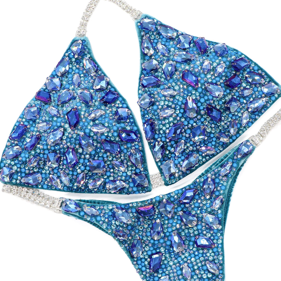 QS ST: Platinum Pro. Velvet Turquoise. Medium/Pro with Modest Rise.