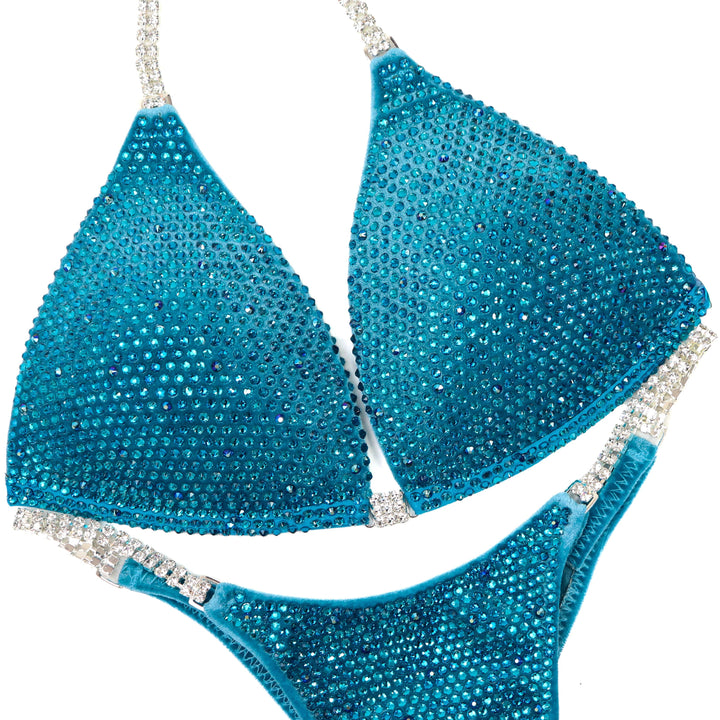 QS ST: Velvet Turquoise Shimmer. Velvet Turquoise. Medium Molded/Micro.
