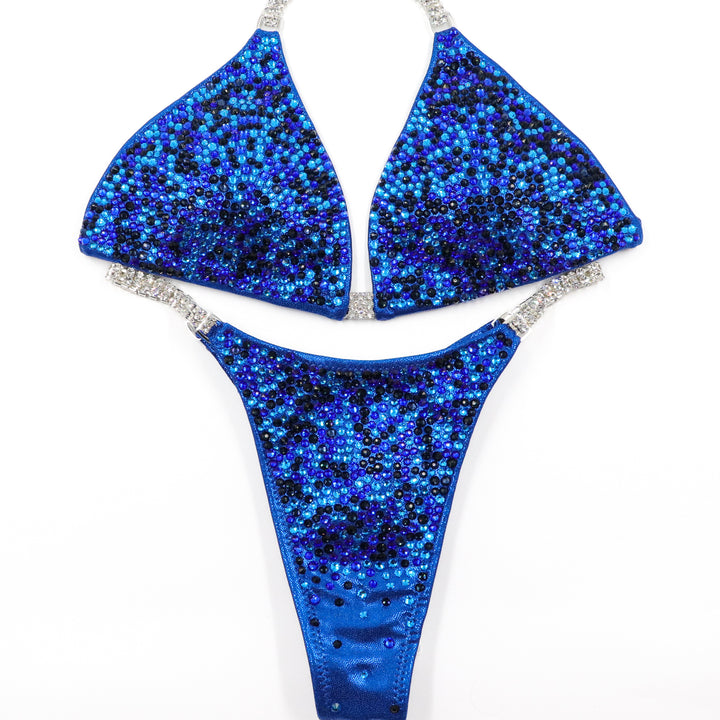 QS ST: Kassandra's Arnold Blue Radiance. Small/Pro.