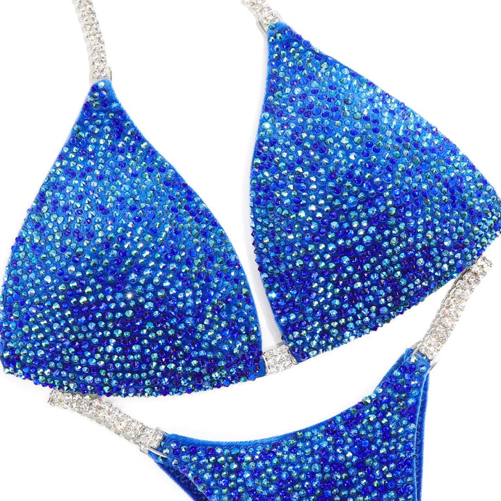 QS ST: Deb's Breezy Blue Velvet Radiance. Medium Molded/Pro.