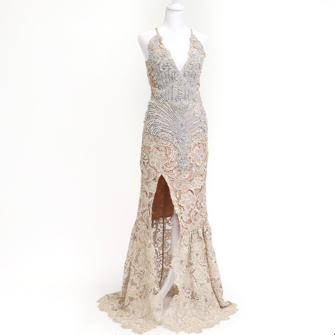 QS ST: Nude V Neck Gown. Size Medium/6.