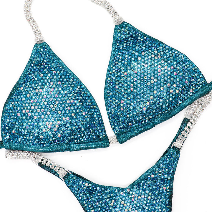 Pre Owned: Teal Nova. Hologram Teal. Small/Pro.