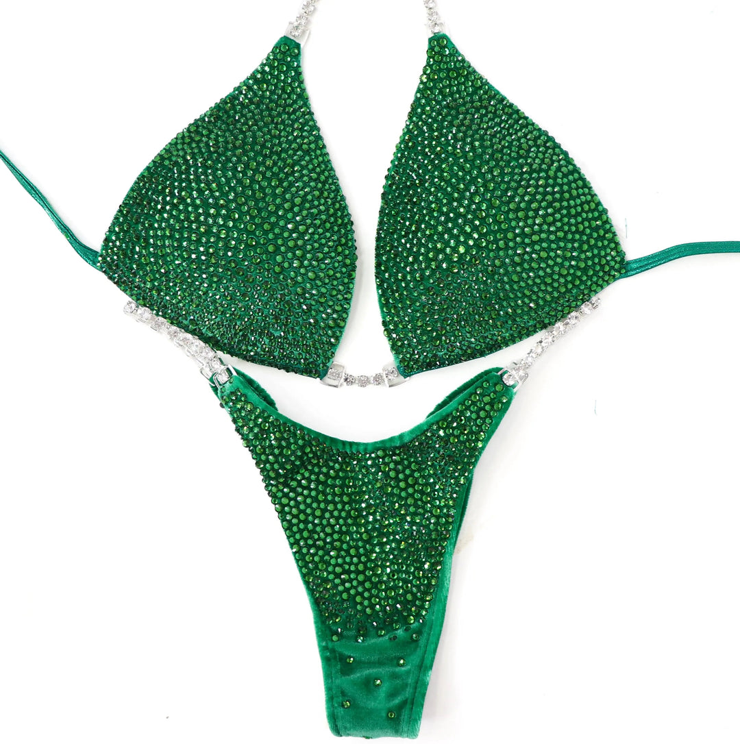 Shine bright in the Velvet Green Jewel Radiance! A soft velvet green suit with a stunning fern crystal, perfect for making a powerful statement. 💚💎